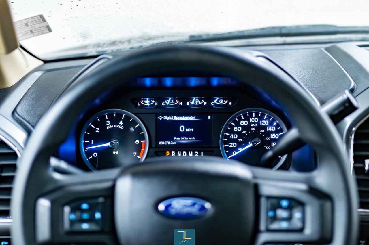 2017 Ford F-250 4x4 Crew Cab XLT FX4 Roof Nav BCam Red Deer AB