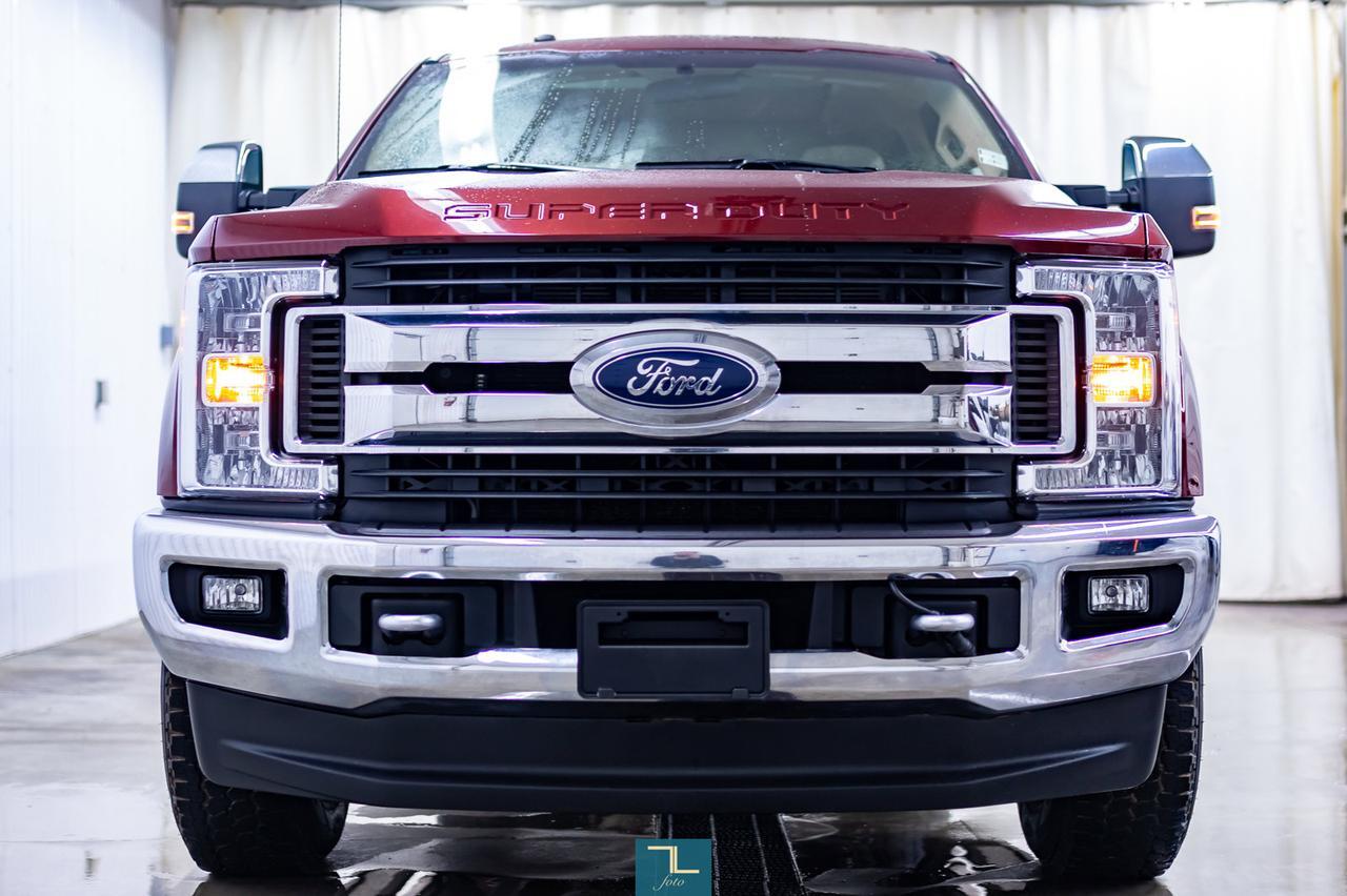 2017 Ford F-250 4x4 Crew Cab XLT FX4 Roof Nav BCam Red Deer AB