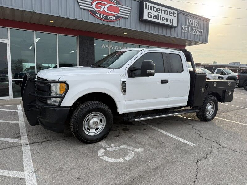 2017 Ford F-250 4x4 Flatbed