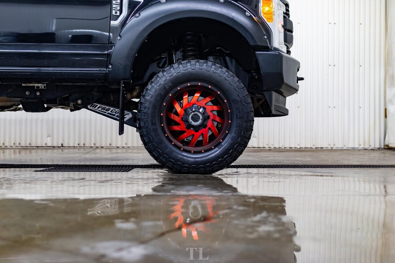 2017 Ford F-250 4x4 Reg Cab XL Longbox 6&quot; Lift Wheels Red Deer AB