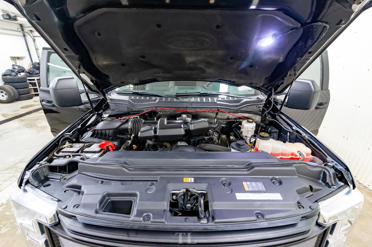 2017 Ford F-250 4x4 Reg Cab XL Longbox 6&quot; Lift Wheels Red Deer AB