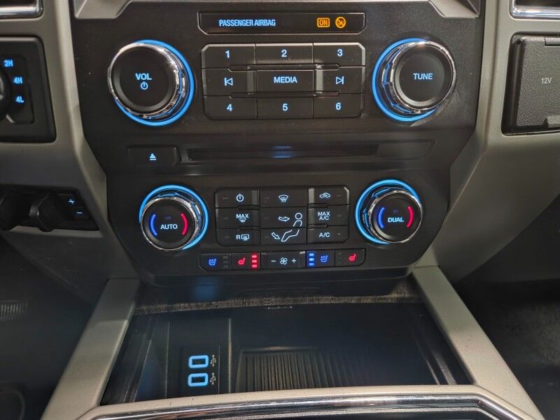 2017 Ford F-250 Lariat 4WD 6.7L Diesel GPS Nav Camera Gooseneck 1 Owner FREE WARRANTY Arlington TX