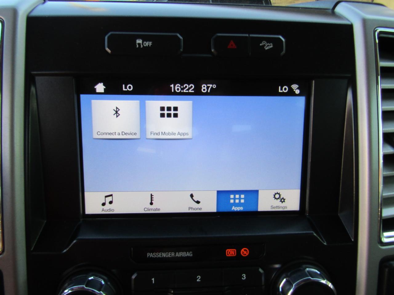 2017 Ford F-250 Lariat 4WD Crew Cab 6.75 Box Grand Prairie TX