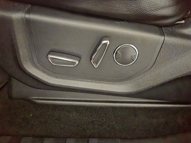 2017 Ford F-250 Lariat 6.7L Diesel Long Bed GPS Camera Sunroof 37in Toyo FREE WARRANTY Arlington TX