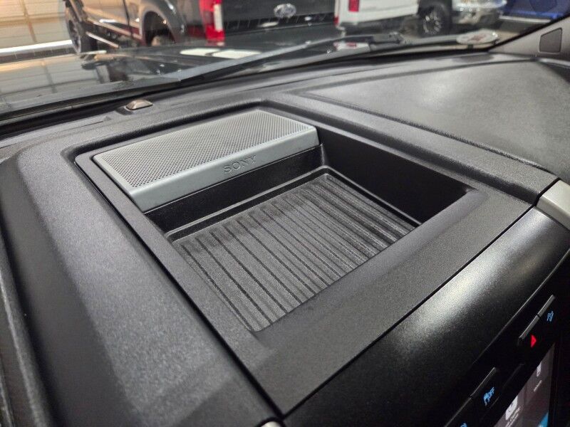 2017 Ford F-250 Lariat 6.7L Diesel Long Bed GPS Camera Sunroof 37in Toyo FREE WARRANTY Arlington TX
