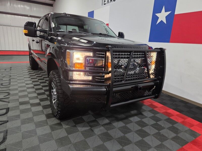 2017 Ford F-250 Lariat 6.7L Diesel Long Bed GPS Camera Sunroof 37in Toyo FREE WARRANTY Arlington TX