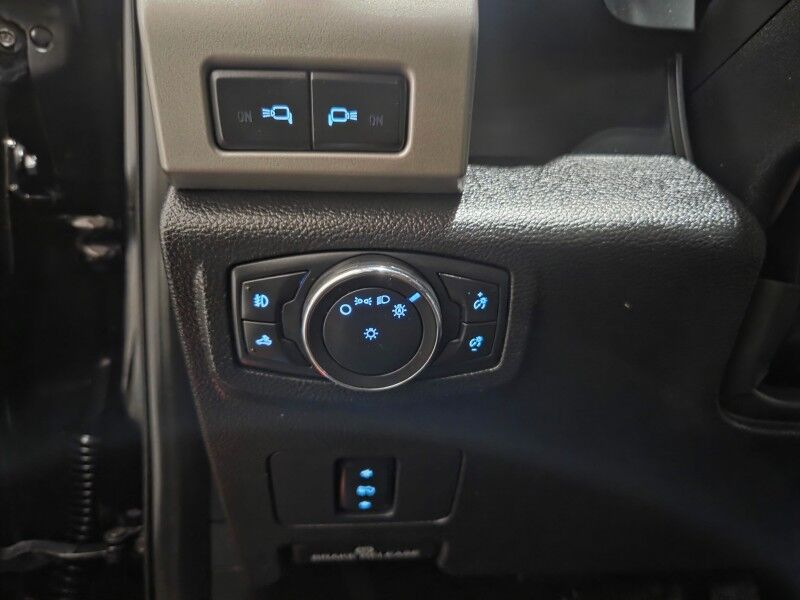 2017 Ford F-250 Lariat 6.7L Diesel Long Bed GPS Camera Sunroof 37in Toyo FREE WARRANTY Arlington TX