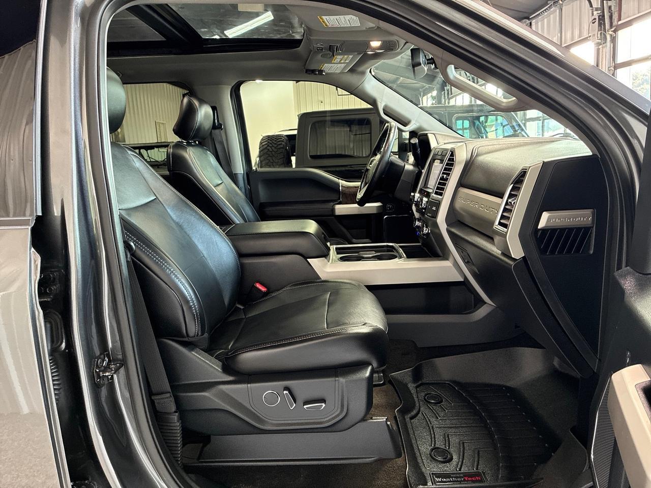 2017 Ford F-250 Lariat, Diesel, 4x4, Ultimate Pkg, 40 Gallon Auxiliary Fuel Tank/Toolbox, Gooseneck Houston TX