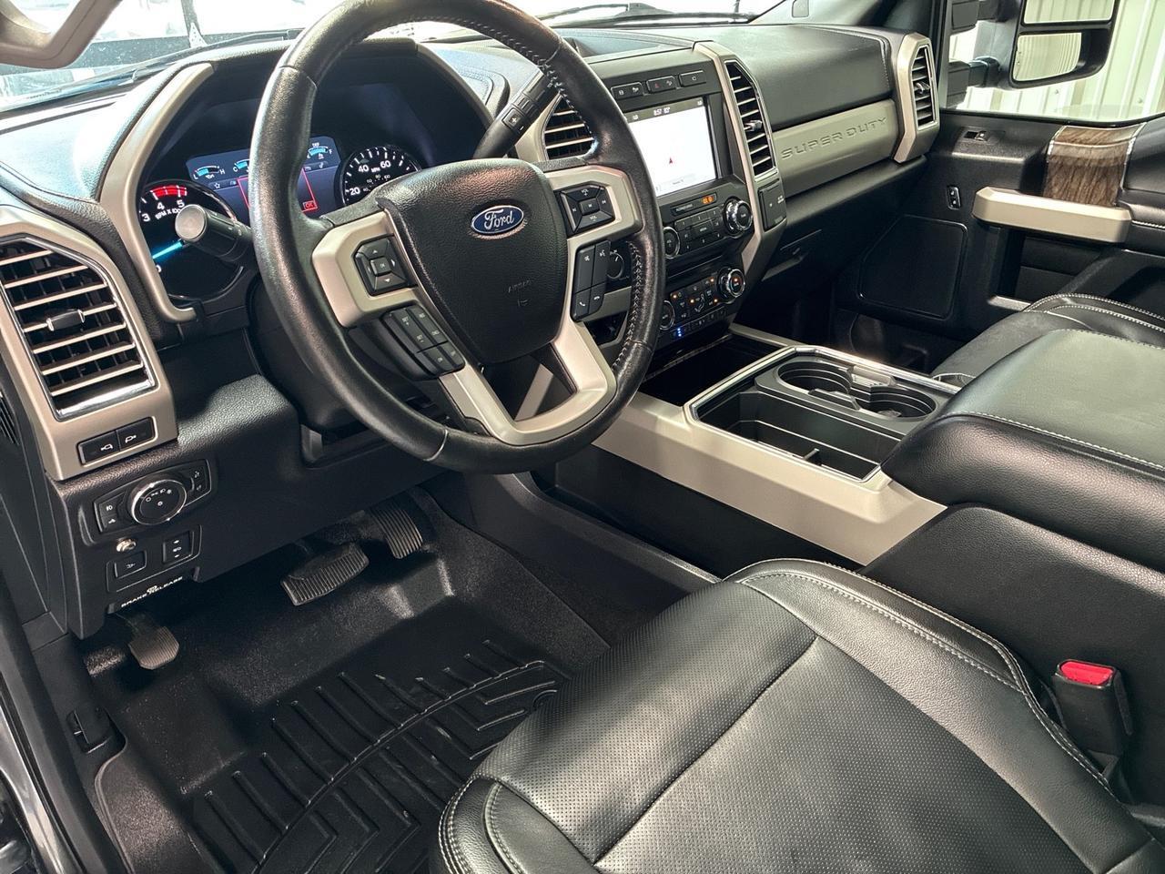 2017 Ford F-250 Lariat, Diesel, 4x4, Ultimate Pkg, 40 Gallon Auxiliary Fuel Tank/Toolbox, Gooseneck Houston TX