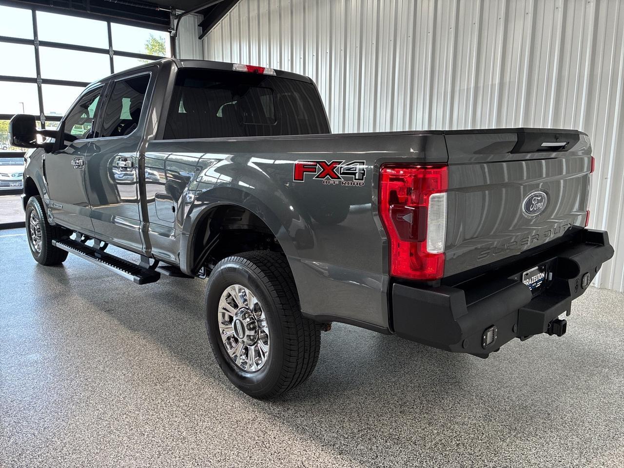 2017 Ford F-250 Lariat, Diesel, 4x4, Ultimate Pkg, 40 Gallon Auxiliary Fuel Tank/Toolbox, Gooseneck Houston TX