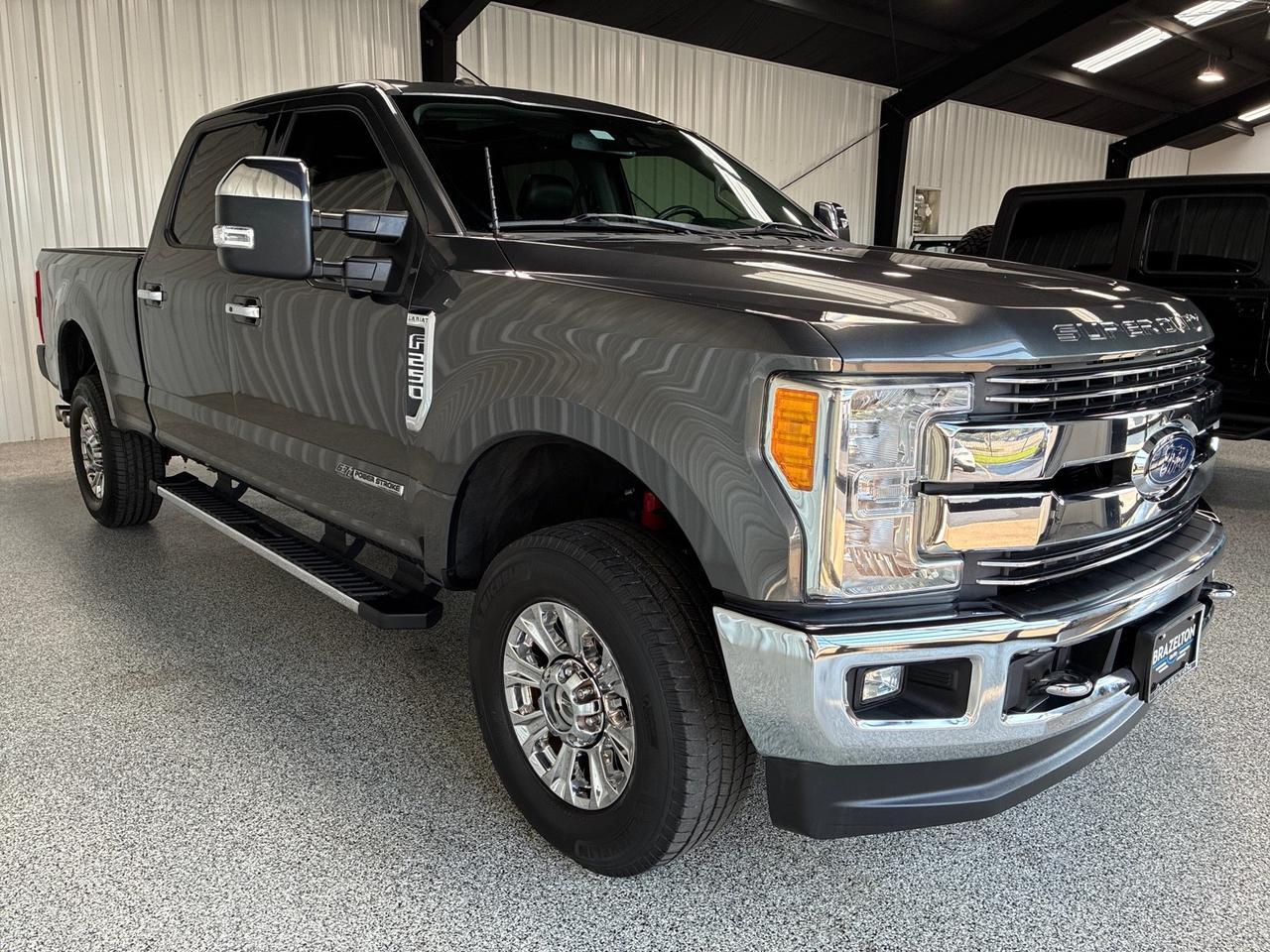 2017 Ford F-250 Lariat, Diesel, 4x4, Ultimate Pkg, 40 Gallon Auxiliary Fuel Tank/Toolbox, Gooseneck Houston TX