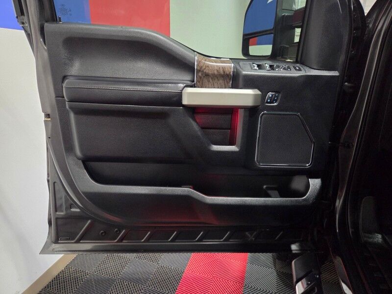 2017 Ford F-250 Lariat Lariat 4WD 6.7L Diesel GPS Camera Sunroof Wheels FREE WARRANTY Arlington TX