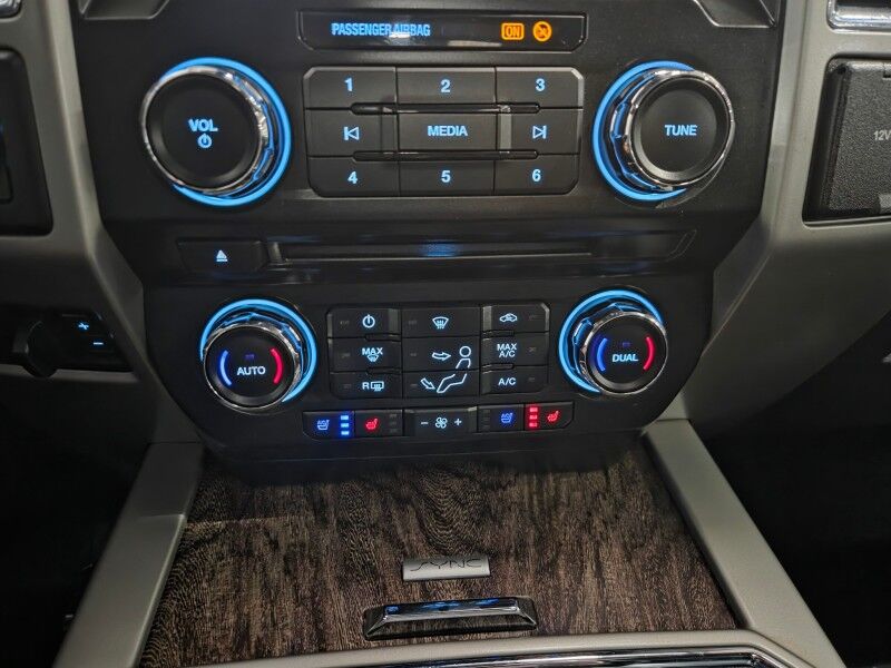 2017 Ford F-250 Lariat Lariat 4WD 6.7L Diesel GPS Camera Sunroof Wheels FREE WARRANTY Arlington TX