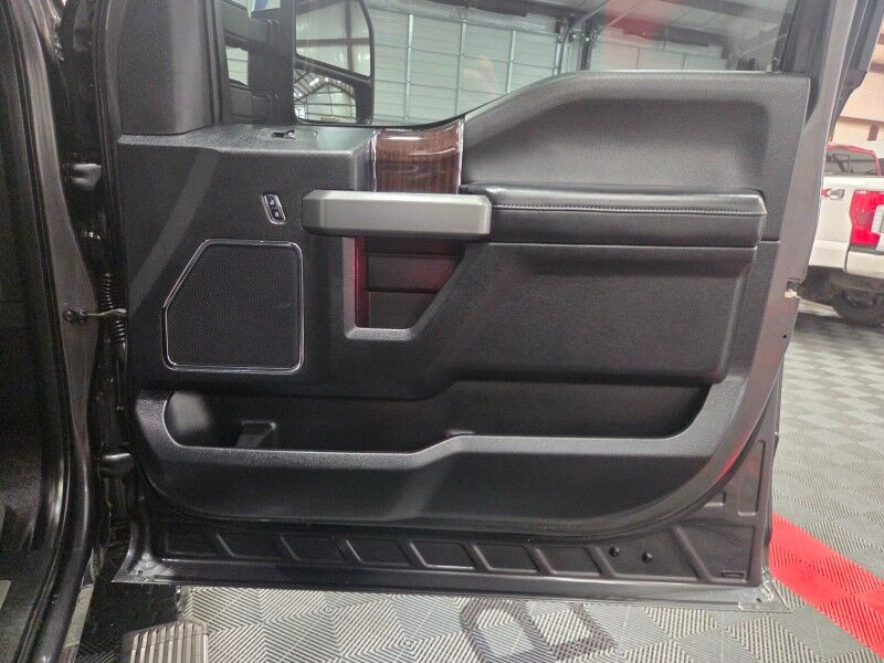 2017 Ford F-250 Platinum 4WD 6.7L Diesel GPS Camera Sunroof Dual Fox Shocks FREE WARRANTY Arlington TX