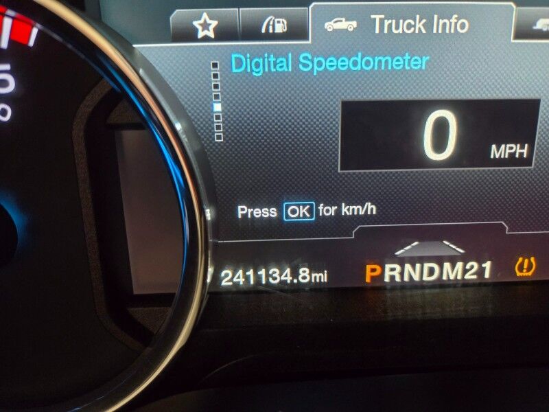 2017 Ford F-250 Platinum 4WD 6.7L Diesel GPS Camera Sunroof FREE WARRANTY Call (682)587-6288 Arlington TX