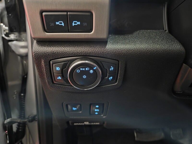 2017 Ford F-250 Platinum 6.7L Diesel 4WD GPS Camera Sunroof 35in Tires Gooseneck FREE WARRANTY Arlington TX