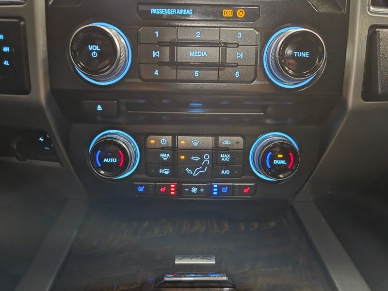 2017 Ford F-250 Platinum 6.7L Diesel 4WD GPS Camera Sunroof 35in Tires Gooseneck FREE WARRANTY Arlington TX