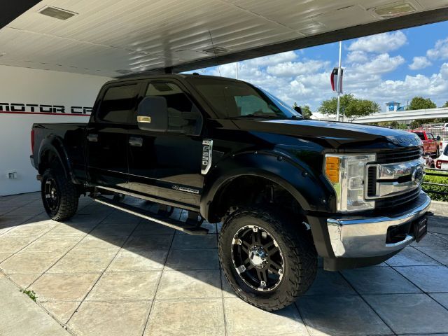 2017 Ford F-250 SD XLT Crew Cab 4WD Houston TX
