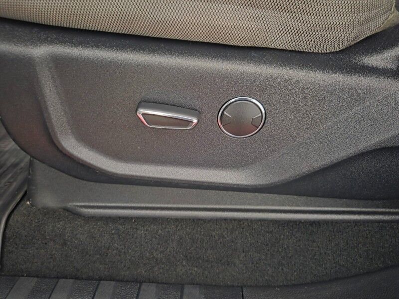 2017 Ford F-250 XLT RC Lift 4WD 6.7L Diesel Camera Gooseneck FREE WARRANTY Arlington TX