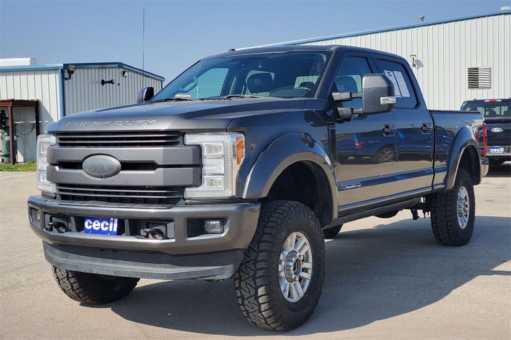 2017 Ford F-250SD Lariat Hondo TX