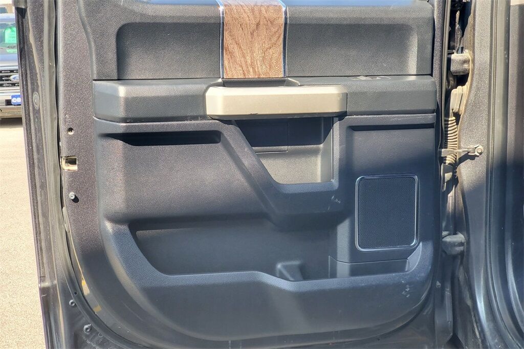 2017 Ford F-250SD Lariat Hondo TX