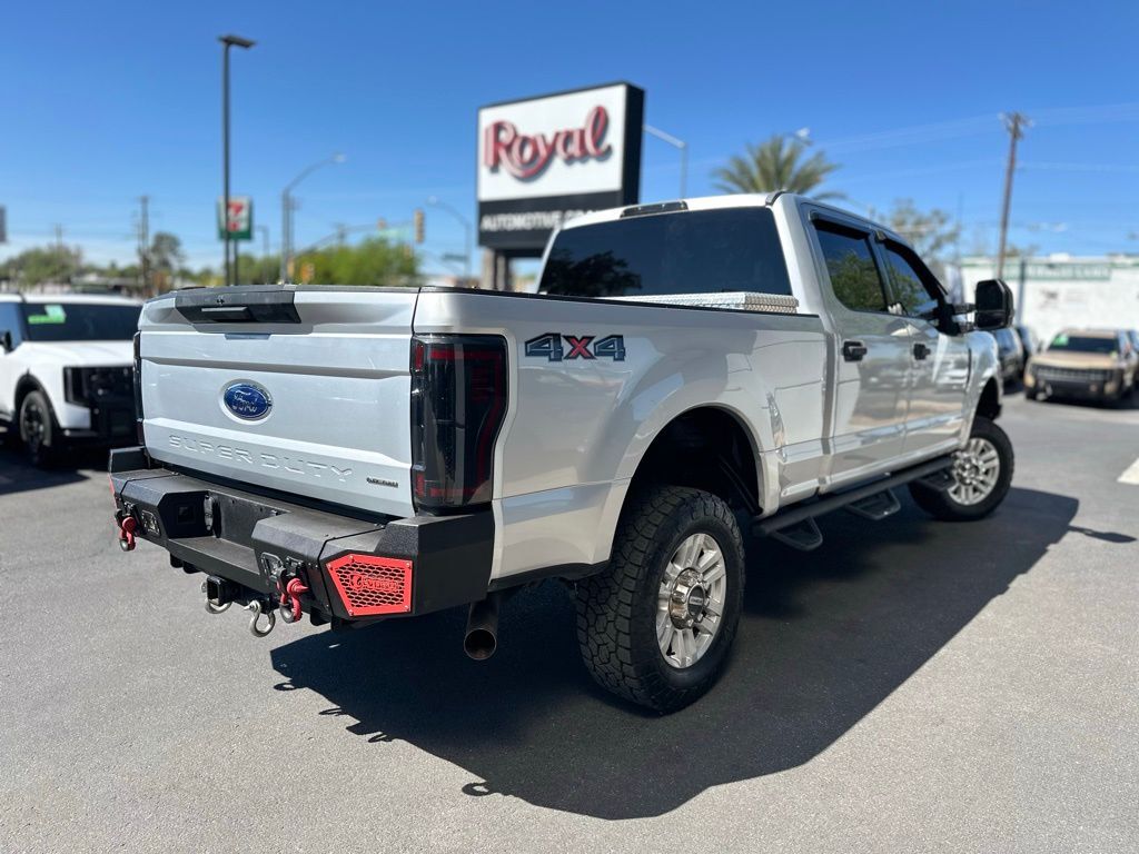 2017 Ford F-250SD XLT