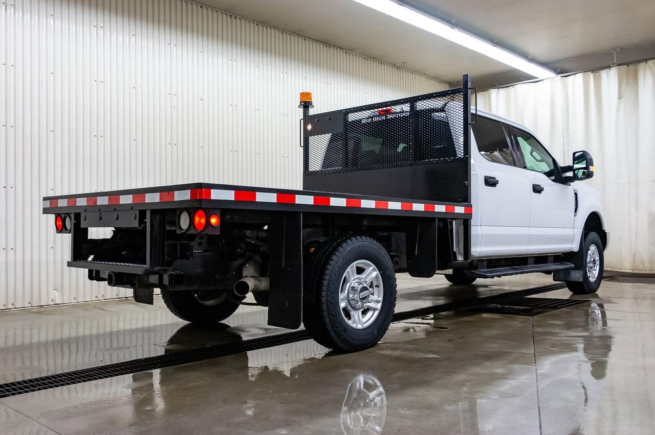 2017 Ford F-350 4x4 CRew Cab XLT Deck Red Deer AB