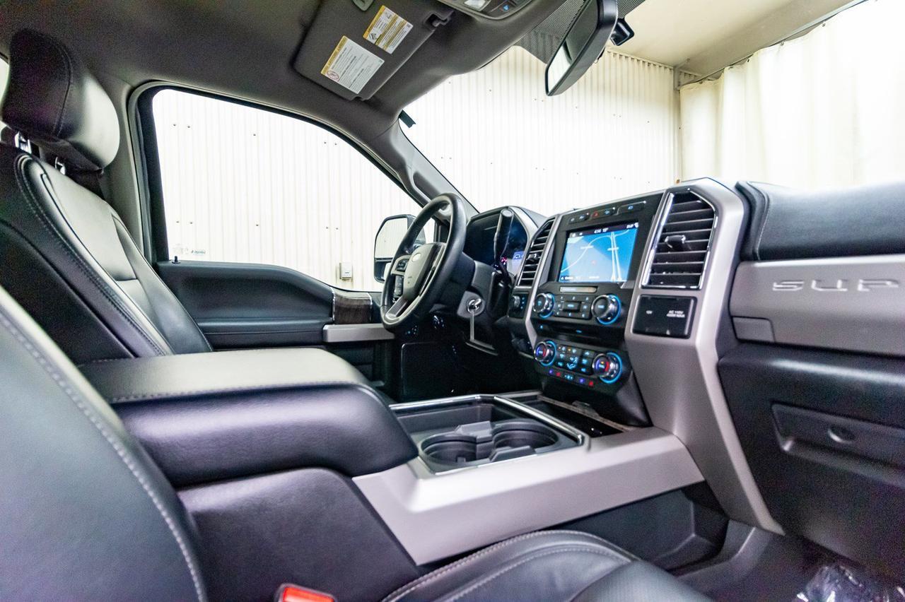 2017 Ford F-350 4x4 Crew Cab Lariat FX4 Diesel Leather Nav Red Deer AB