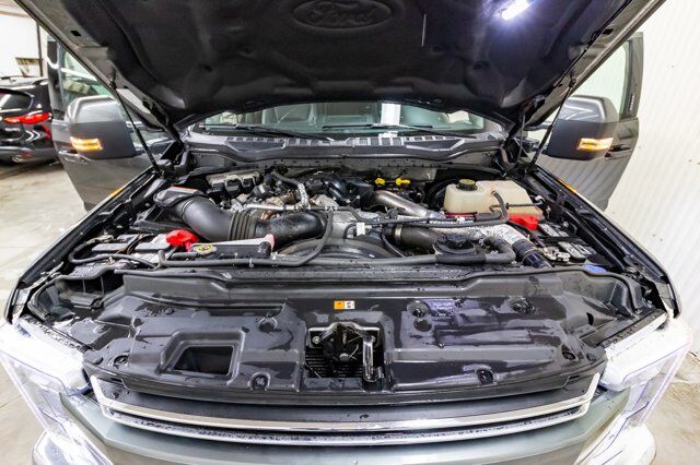 2017 Ford F-350 4x4 Crew Cab Lariat FX4 Diesel Leather Nav Red Deer AB