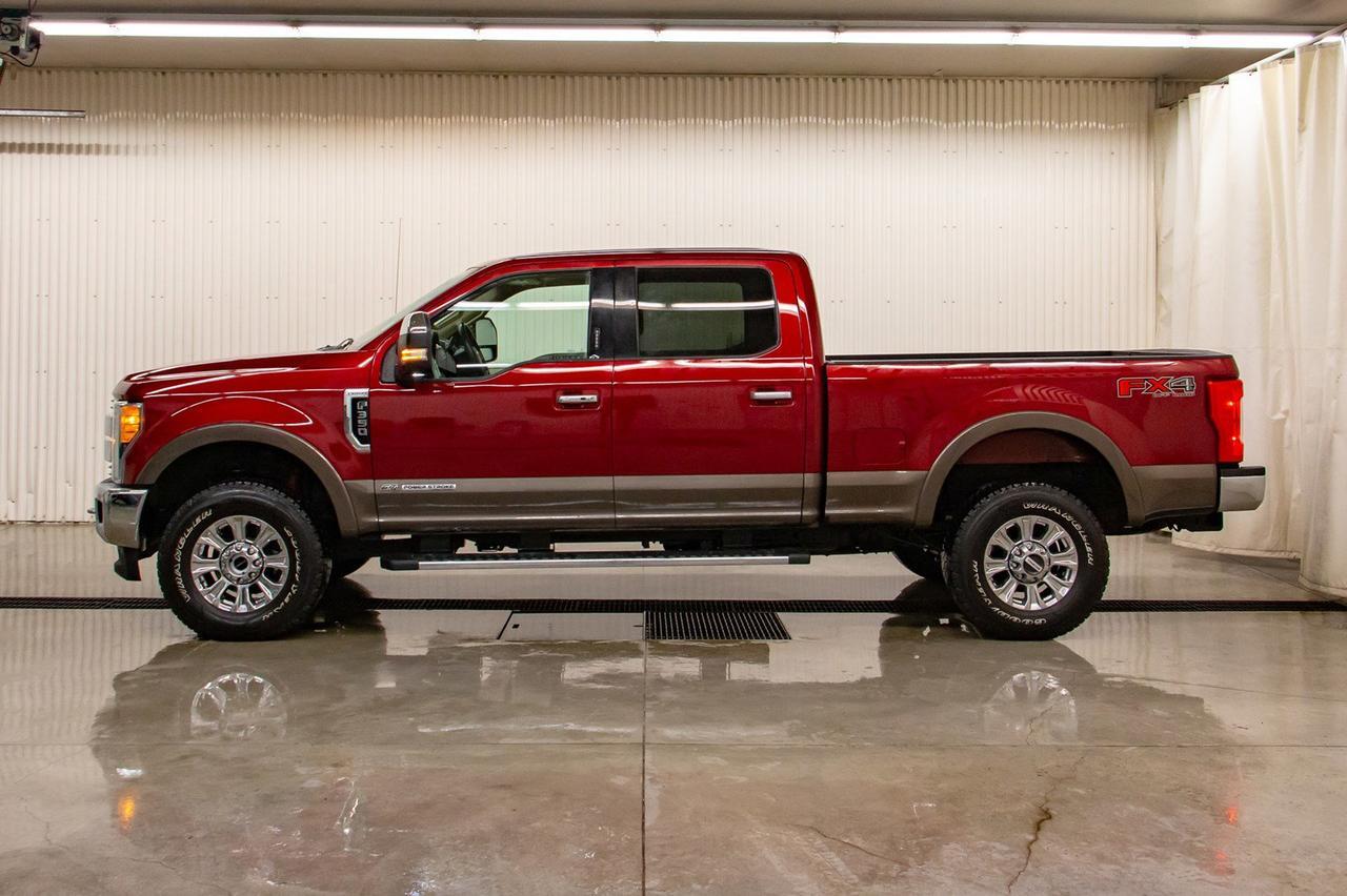 2017 Ford F-350 4x4 Crew Cab Lariat FX4 Diesel Leather Roof Nav Red Deer AB