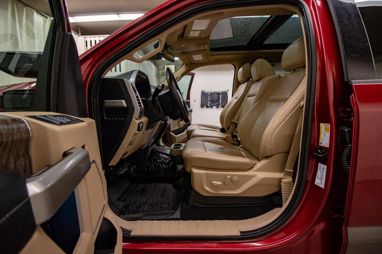 2017 Ford F-350 4x4 Crew Cab Lariat FX4 Diesel Leather Roof Nav Red Deer AB