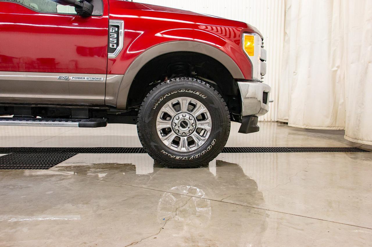 2017 Ford F-350 4x4 Crew Cab Lariat FX4 Diesel Leather Roof Nav Red Deer AB