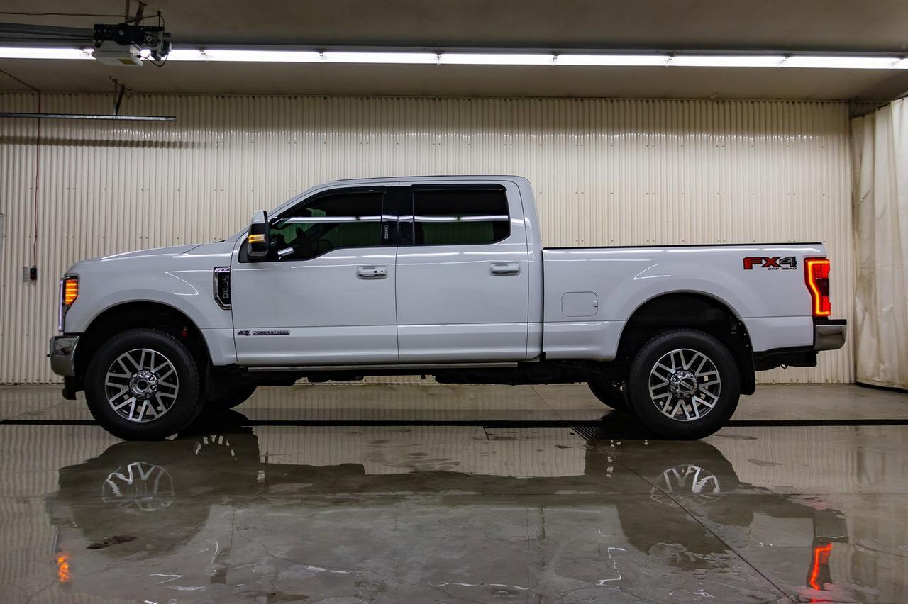 2017 Ford F-350 4x4 Crew Cab Lariat FX4 Diesel Leather Roof Nav Red Deer AB