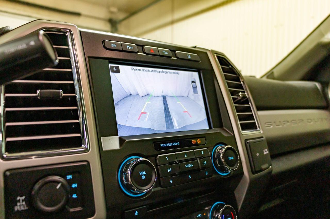 2017 Ford F-350 4x4 Crew Cab Lariat FX4 Diesel Leather Roof Nav Red Deer AB