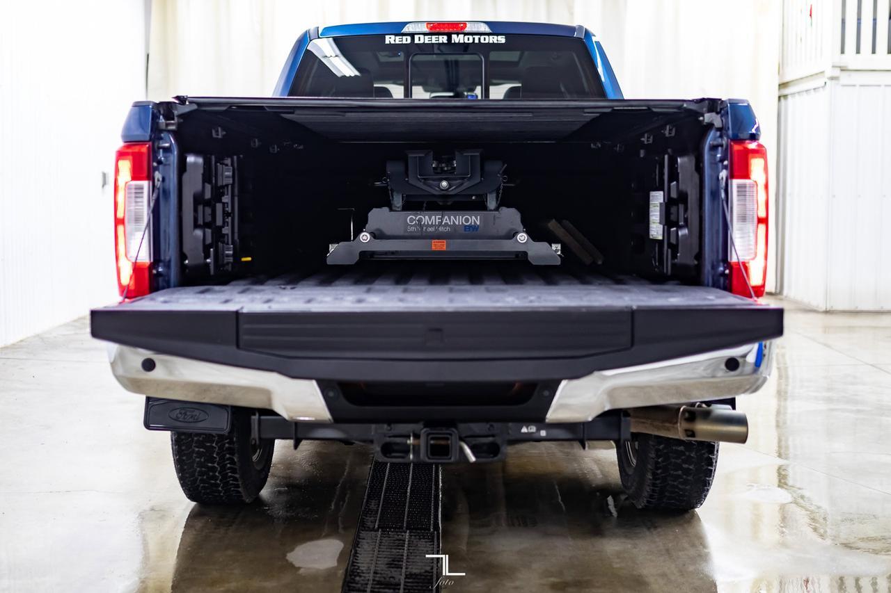 2017 Ford F-350 4x4 Crew Cab Lariat FX4 Ultimate Diesel Leather Roof Nav Red Deer AB