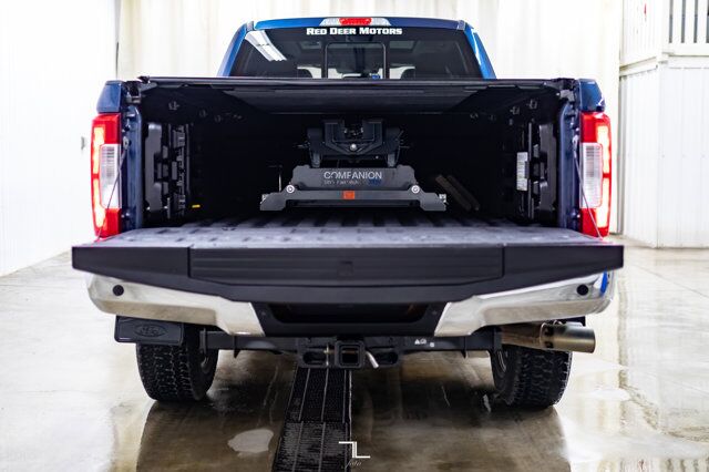 2017 Ford F-350 4x4 Crew Cab Lariat FX4 Ultimate Diesel Leather Roof Nav Red Deer AB