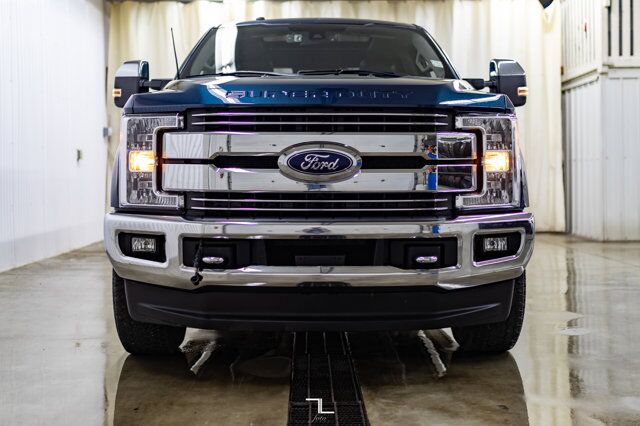 2017 Ford F-350 4x4 Crew Cab Lariat FX4 Ultimate Diesel Leather Roof Nav Red Deer AB