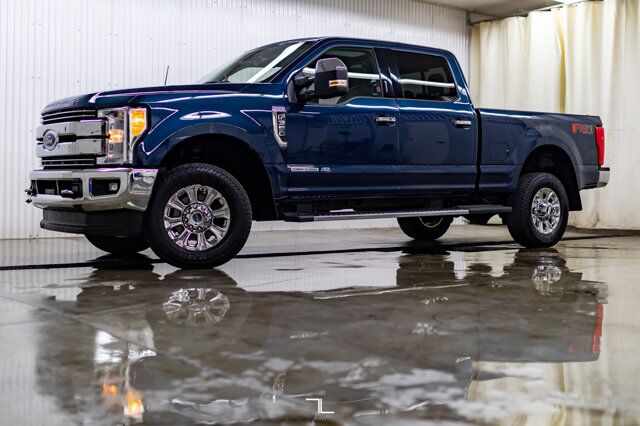 2017 Ford F-350 4x4 Crew Cab Lariat FX4 Ultimate Diesel Leather Roof Nav Red Deer AB