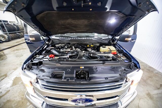 2017 Ford F-350 4x4 Crew Cab Lariat FX4 Ultimate Diesel Leather Roof Nav Red Deer AB