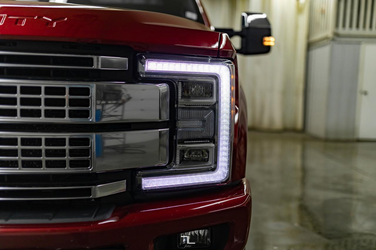 2017 Ford F-350 4x4 Crew Cab Platinum Diesel Leather Roof Nav BCam Red Deer AB