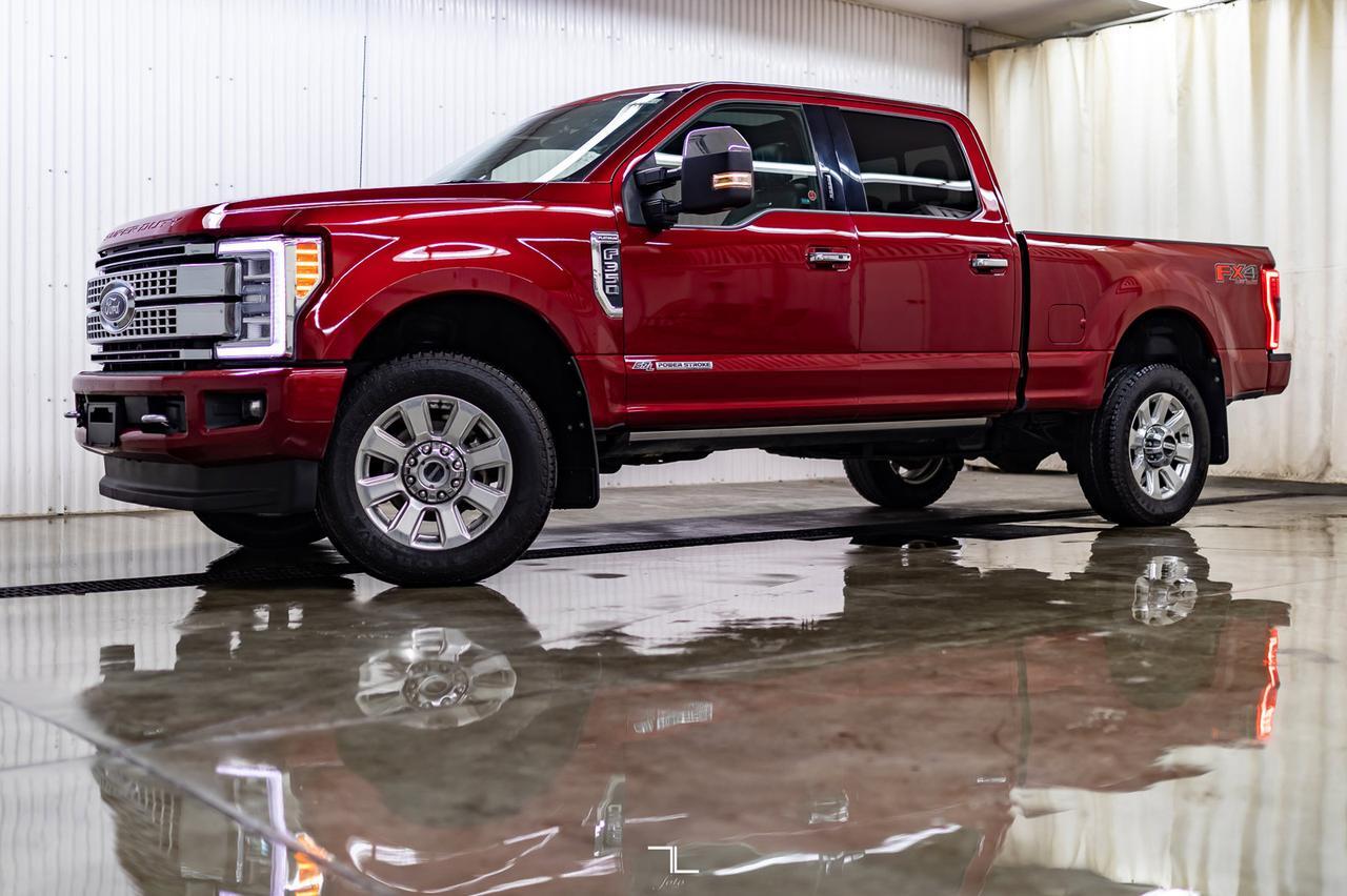 2017 Ford F-350 4x4 Crew Cab Platinum Diesel Leather Roof Nav BCam Red Deer AB