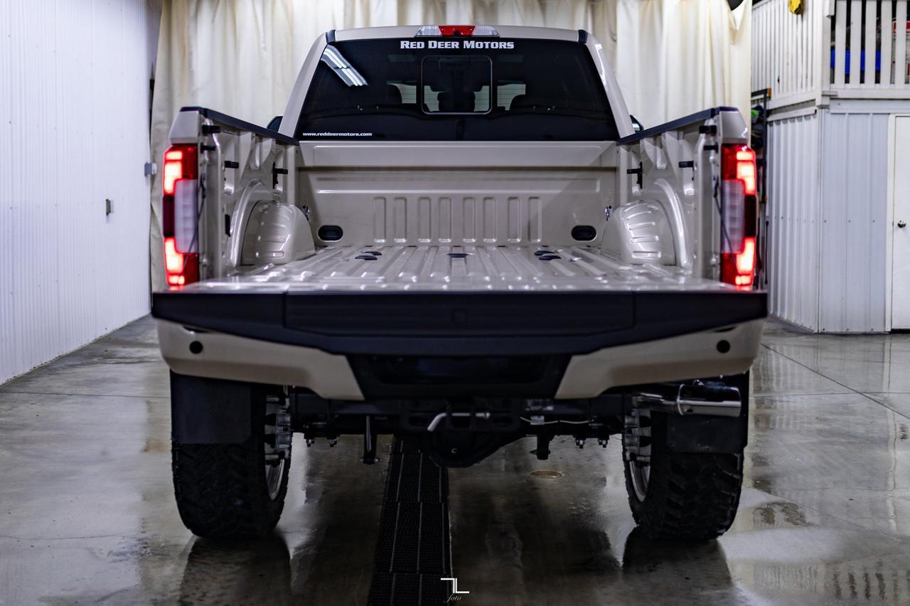 2017 Ford F-350 4x4 Crew Cab Platinum FX4 Diesel 8&quot; Lift Leather Roof Nav Red Deer AB