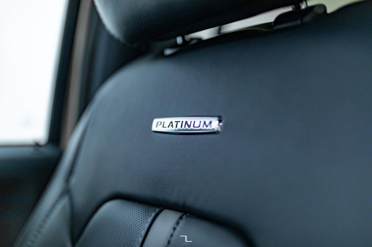 2017 Ford F-350 4x4 Crew Cab Platinum FX4 Diesel 8" Lift Leather Roof Nav Red Deer AB