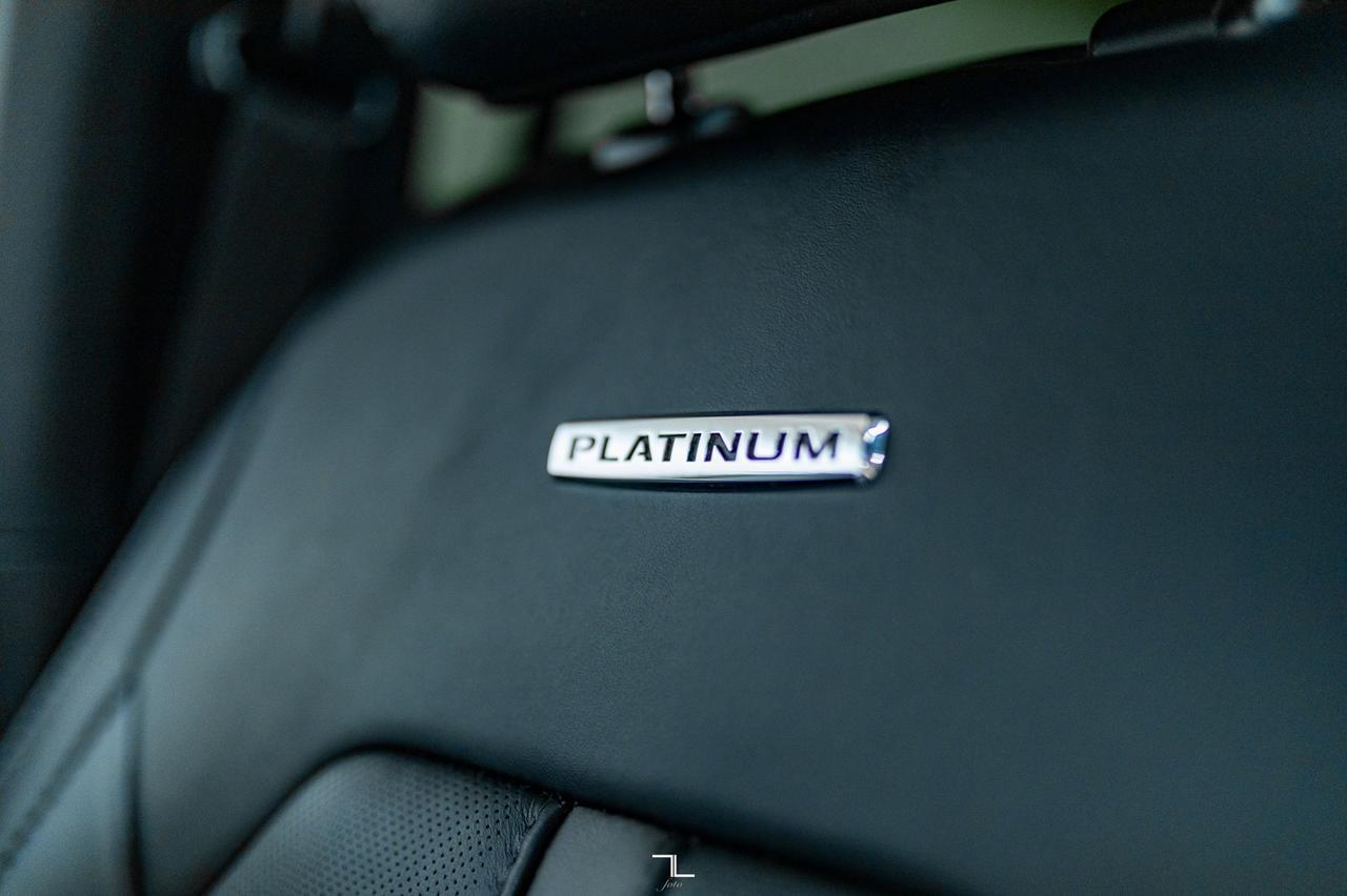 2017 Ford F-350 4x4 Crew Cab Platinum FX4 Diesel Leather Roof Nav Red Deer AB