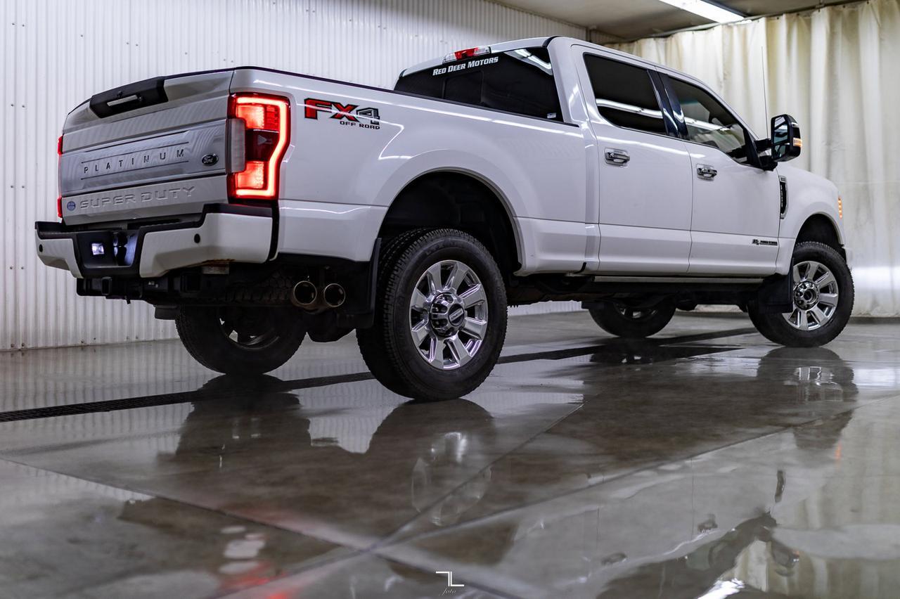 2017 Ford F-350 4x4 Crew Cab Platinum FX4 Diesel Leather Roof Nav Red Deer AB