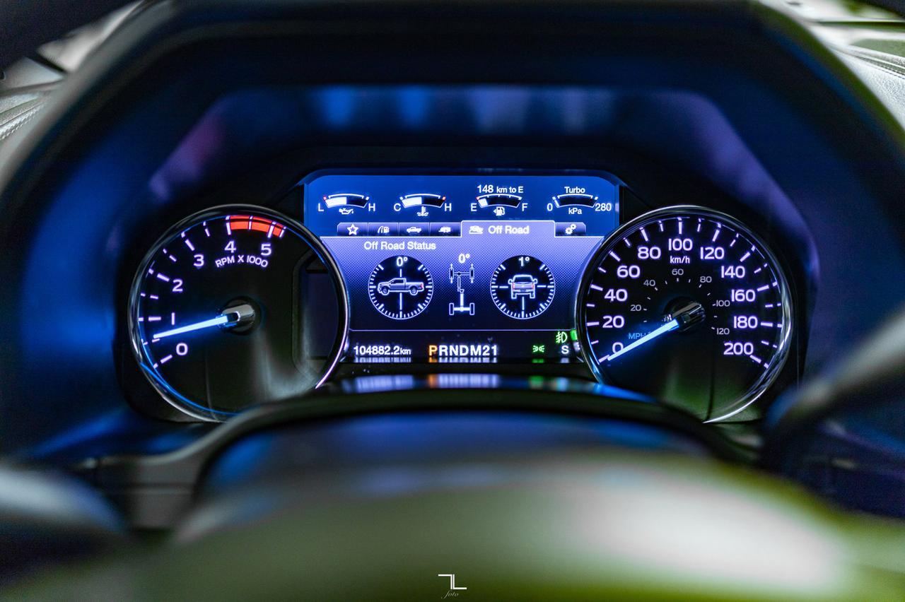 2017 Ford F-350 4x4 Crew Cab Platinum FX4 Diesel Leather Roof Nav Red Deer AB