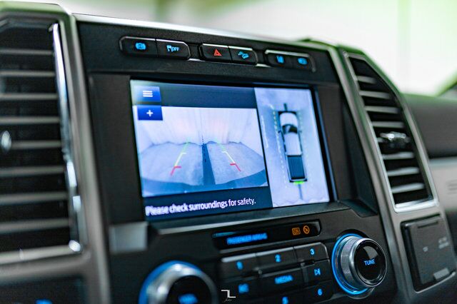 2017 Ford F-350 4x4 Crew Cab Platinum FX4 Diesel Leather Roof Nav Red Deer AB