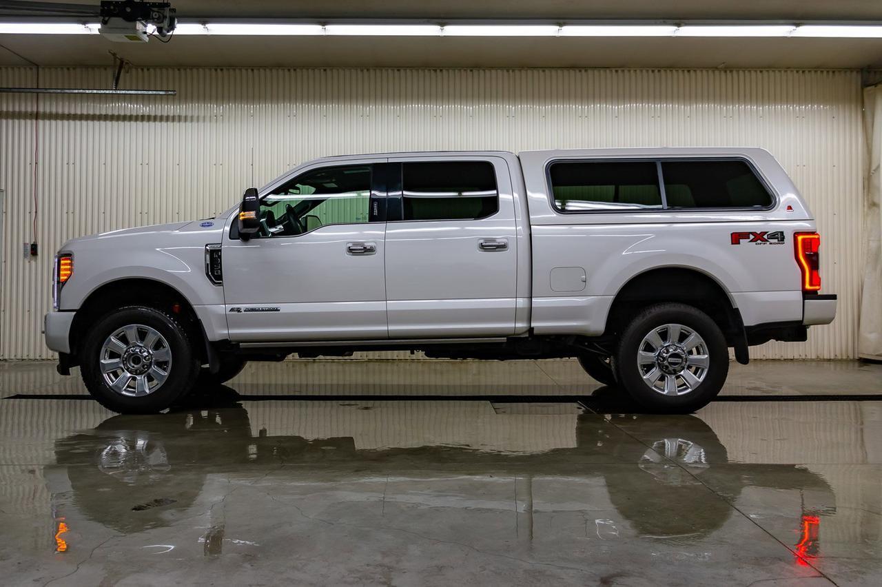 2017 Ford F-350 4x4 Crew Cab Platinum FX4 Diesel Leather Roof Nav Red Deer AB