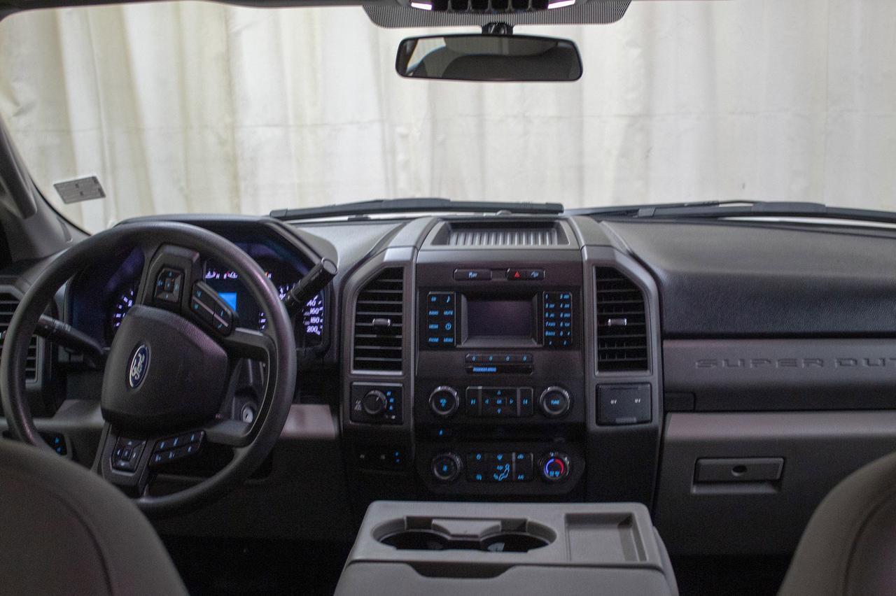 2017 Ford F-350 4x4 Crew Cab XL Flat Deck Red Deer AB