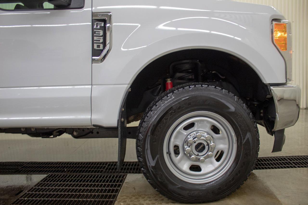 2017 Ford F-350 4x4 Crew Cab XL Flat Deck Red Deer AB